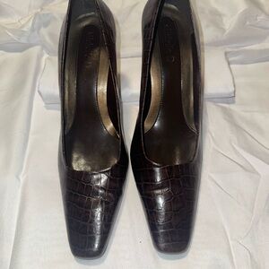 Michelle D Brown Crocodile Pattern Women's Heels